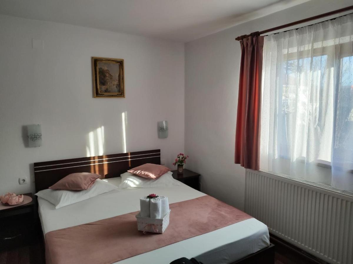 Casa Fabrizio Hotel Călimăneşti Екстериор снимка